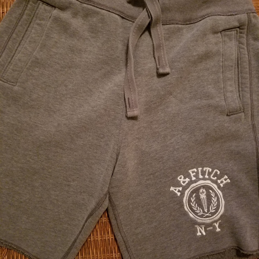 Abercrombie & Fitch gray shorts